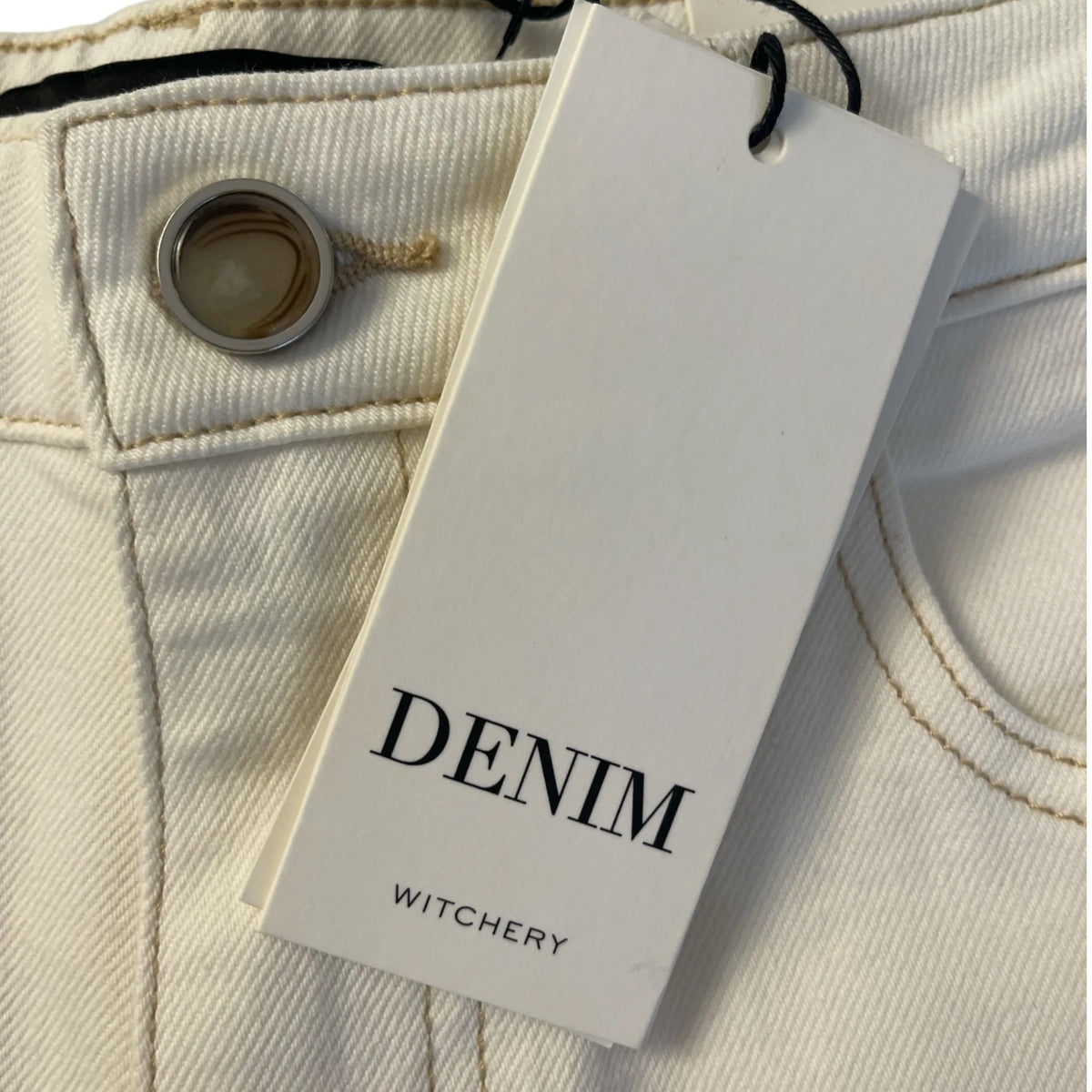 Witchery High Rise Relaxed Leg Ankle Grazer Jeans  Parchment Ivory AU8